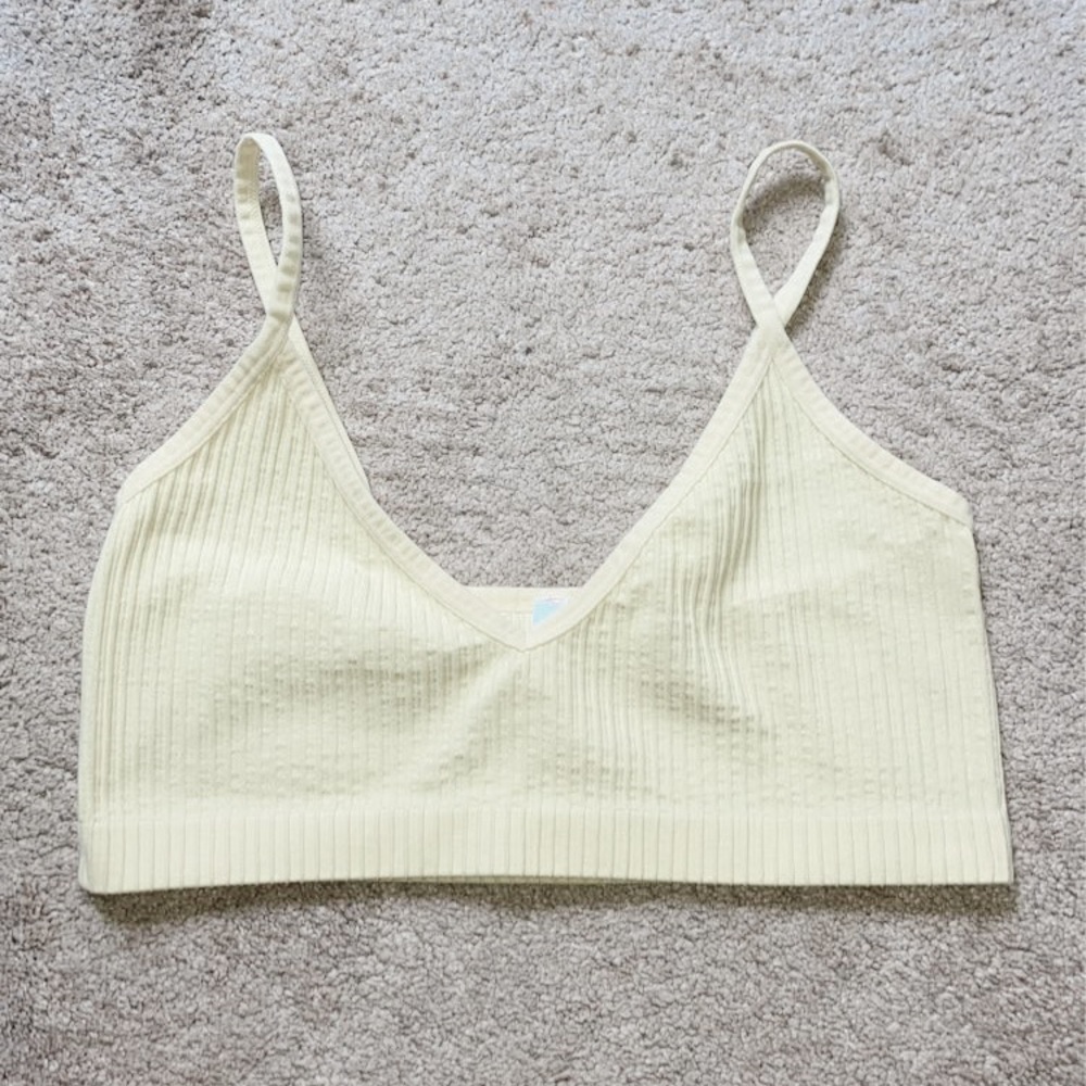50% Nylon / 7% spandex